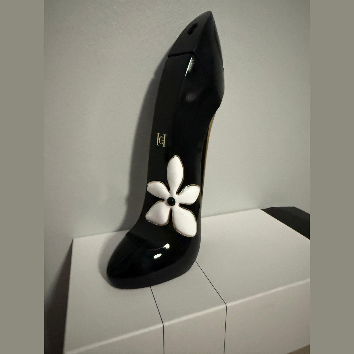 Carolina Herrera Good Girl Jasmine - Tester