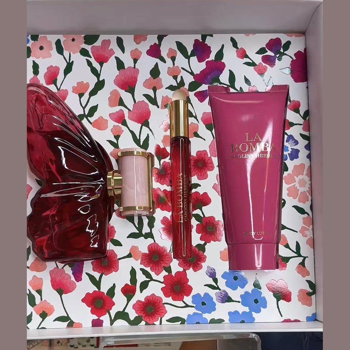 Carolina Herrera La Bomba – Set de regalo