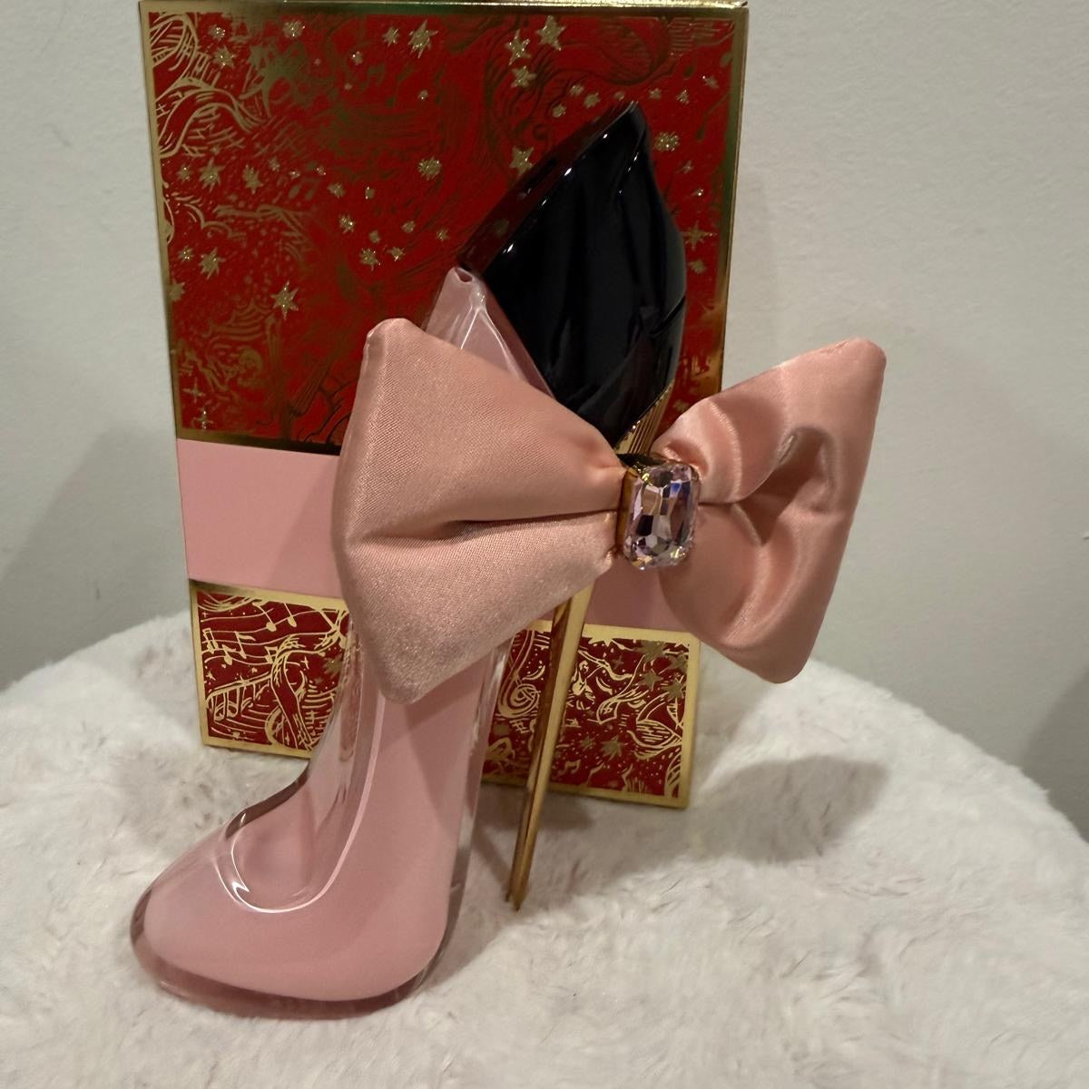 Carolina Herrera Good Girl Blush Bowstastic